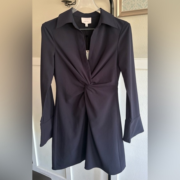 Cinq à Sept McKenna Navy Lined Twist Front Side Zip Dress Size 4 NWT Authentic - Picture 2 of 6